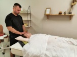 kurz masáž čaker